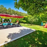Villa Yakamoz *