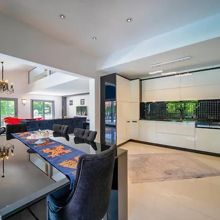 Yakamoz 费特希耶