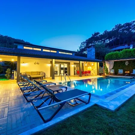 Yakamoz 费特希耶