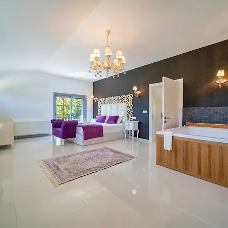 Villa Yakamoz *